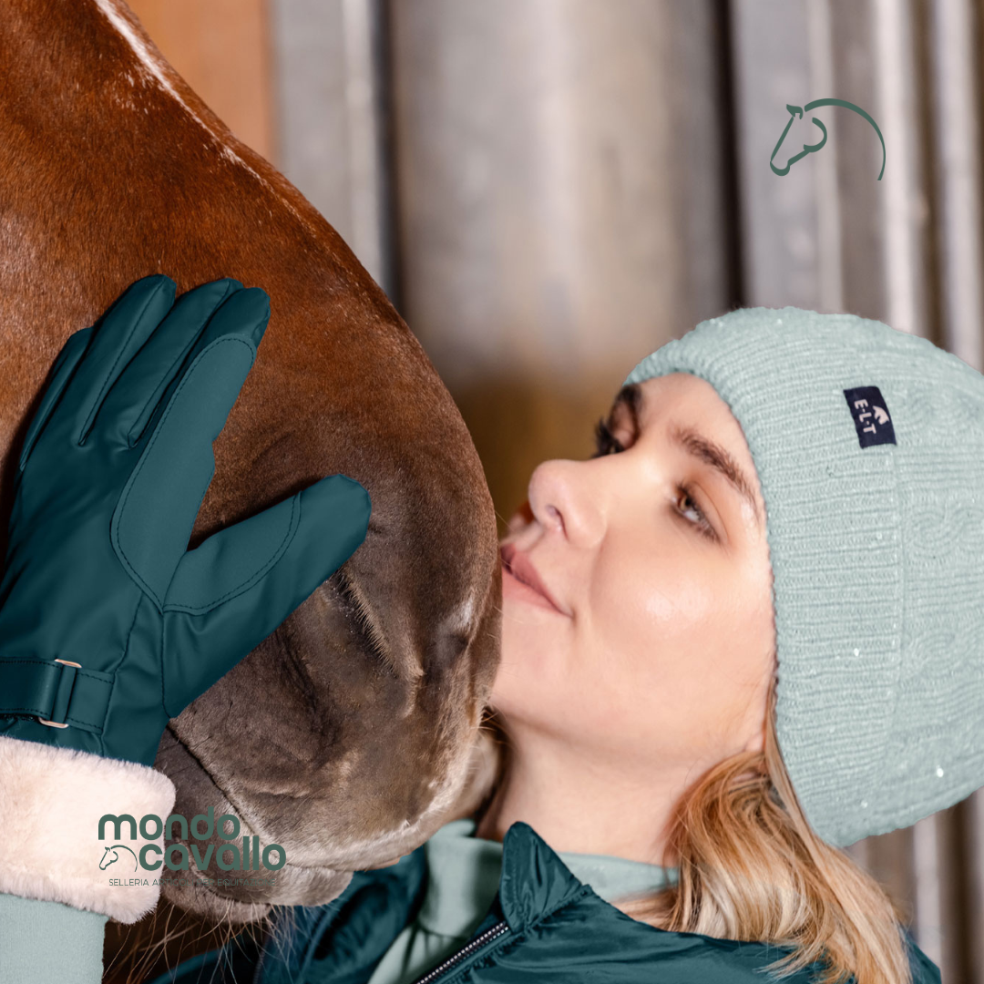 Berretto Rafaela invernale azzurro e nero marca Waldhausen