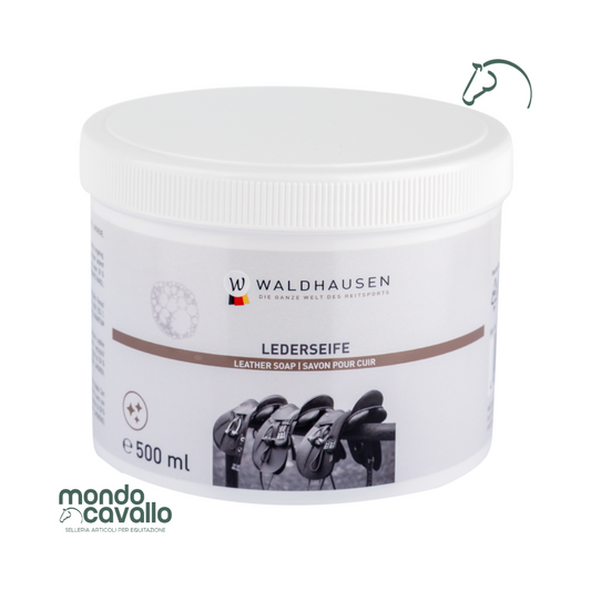 Sapone per cuoio con spugna