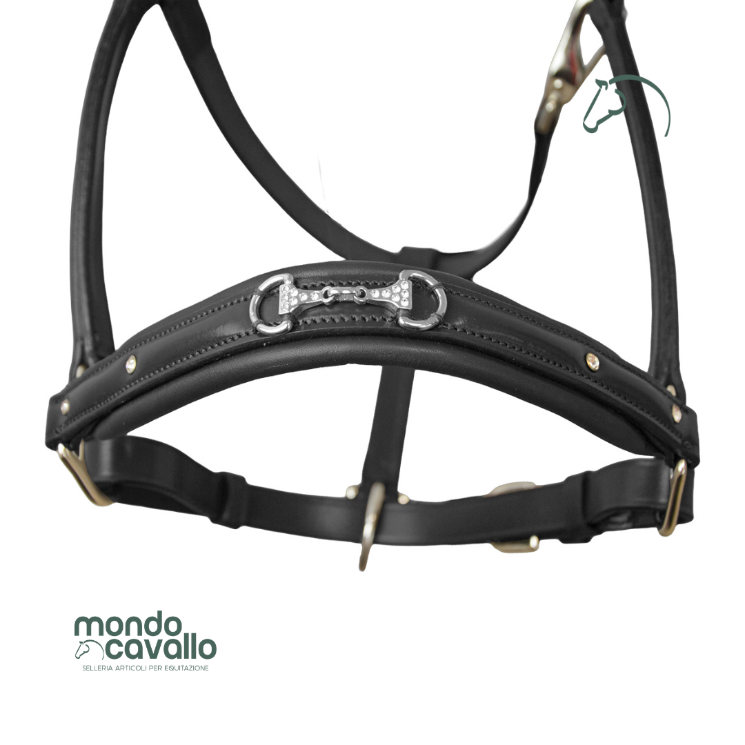Capezza in cuoio con morso con cristalli colore nero marca winner
