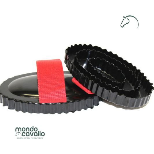 Striglia in ferro colore nero